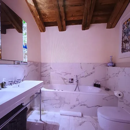Exclusive Luxury Ski Chalet *
